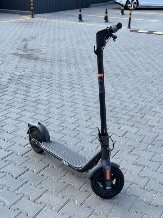 Ninebot Kickscooter F2