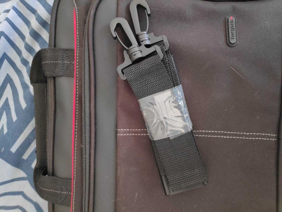 Torba na laptopa komputer Targus czarna nowa plecak na ramię apple mac