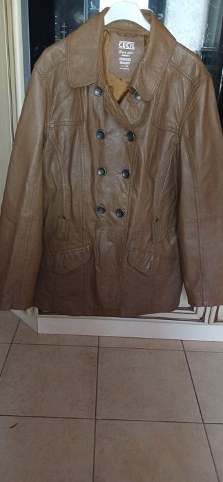 Куртка шкіряна весняна
