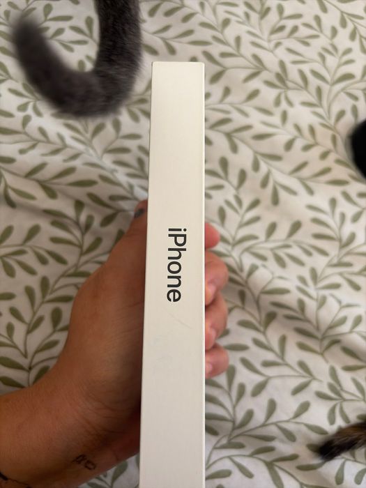 iPhone Air semi novo