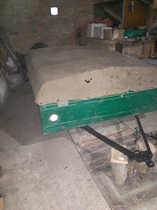 Прицеп на легкове авто