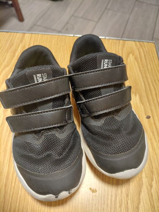 Кросівки.   nike