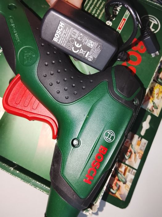 Bosch PKP 3,6 LI pistolet na akumulator do klejenia