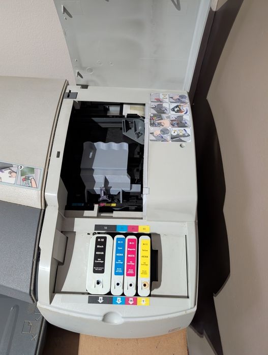 Vendo plotter HpDesignjet 100
