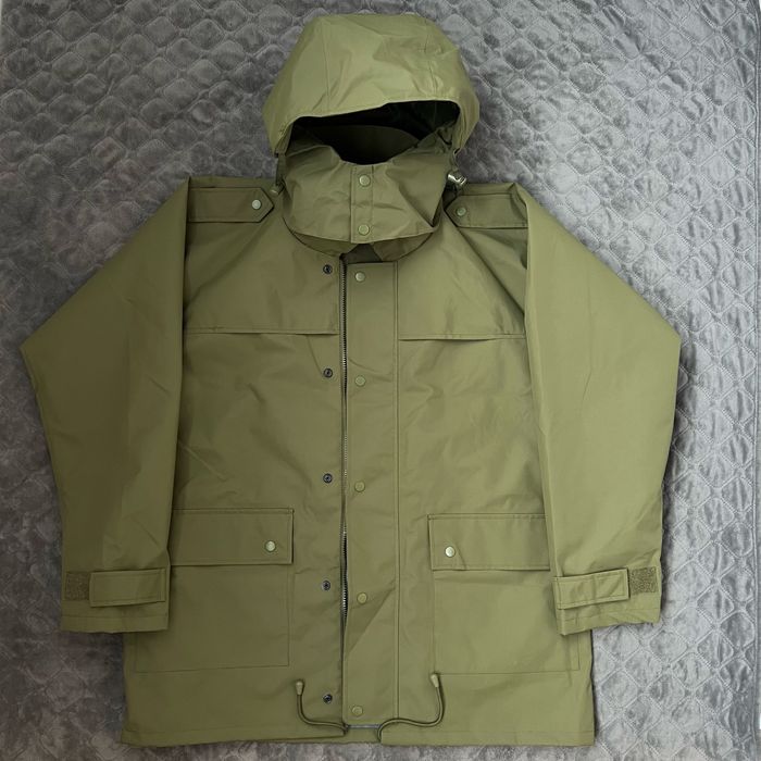 Куртка  GORE-TEX  Вологостійка / Вітрозахисна