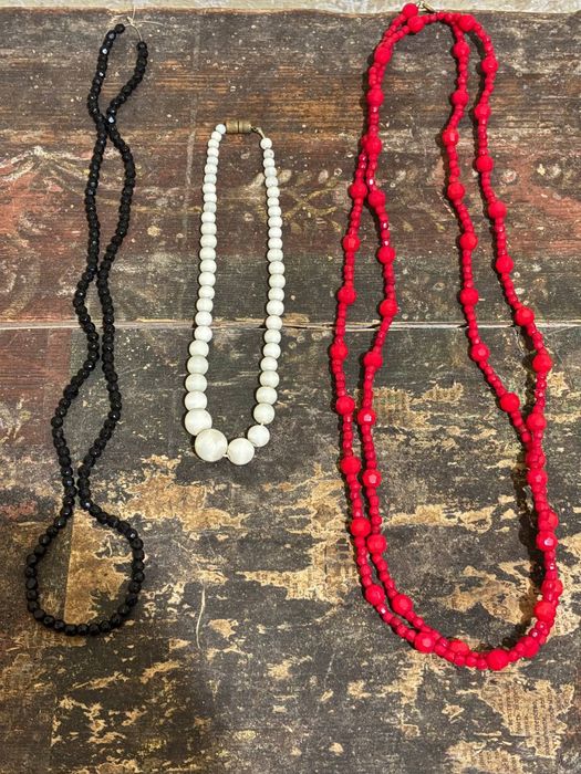 Жіночі Буси,намиста періоду ссср*Скло,камінь,кість,гранат,пластик*