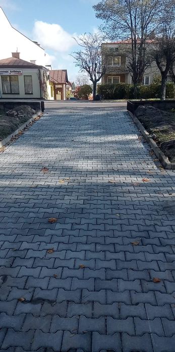 Ukladanie kostki brukowej