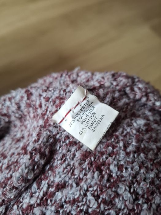 Melanżowy sweter z sercem