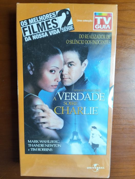 Antiga VHS "A Verdade sobre Charlie" (selada)