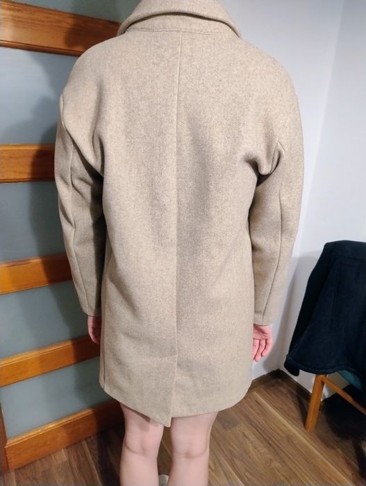 Płaszczyk damski róż xs pull&bearr,