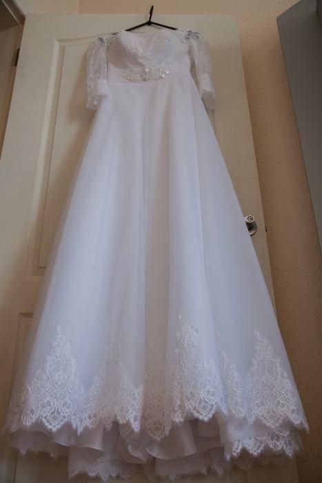 Продам свадебное платье,La Petra р.44-46