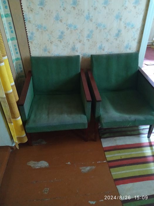Продам диван в отличном состоянии б/у