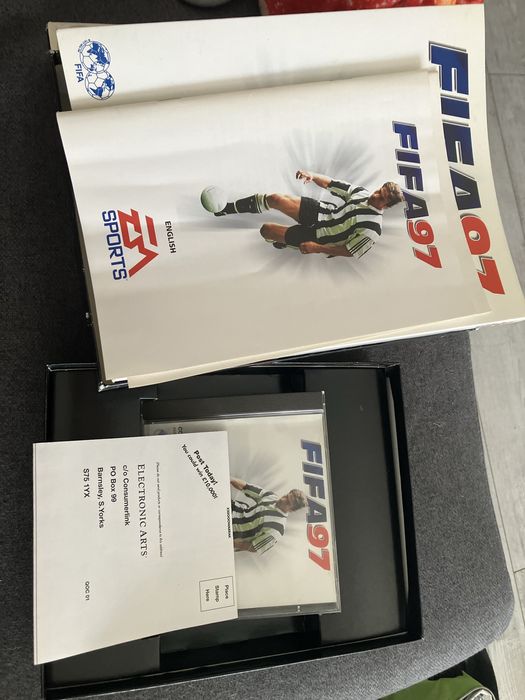 Na sprzedaż FIFA PC PS4 PS5 FIFA 97 15 16 17 19 20 21 FIFA International Soccer