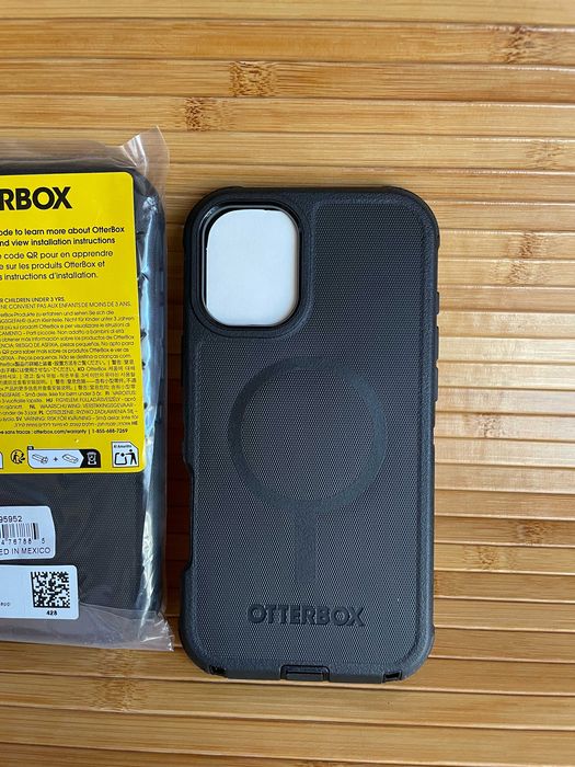 Чохол OtterBox Defender Pro MagSafe для iPhone 16 Pro Max, 16 Plus