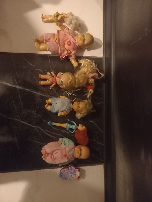 Ляльки різні дитячі