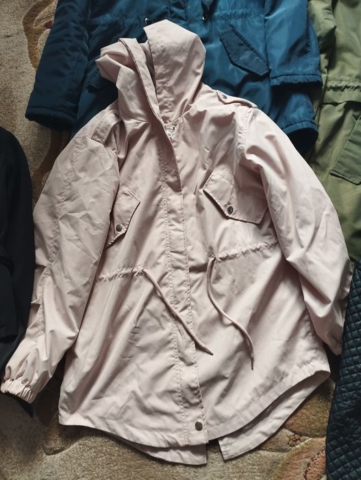 Zestaw damski (parki,kurtki)