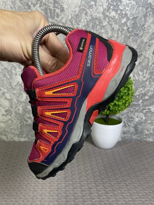 Salomon gore-tex кроссовки полуботинки 31 размер детские трекинговые