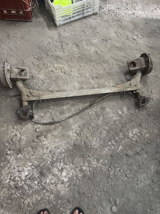 Продам заднюю балку ваз 2109 2110