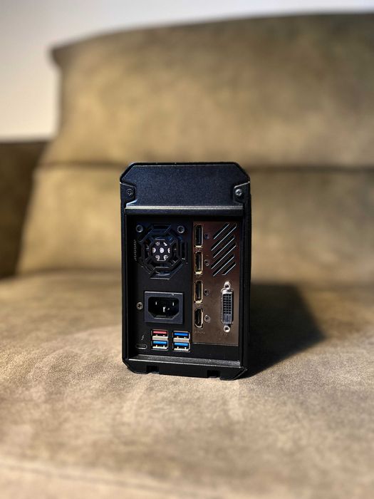 egpu GIGABYTE AORUS GTX 1080 Gaming Box 8GB Mini ITX