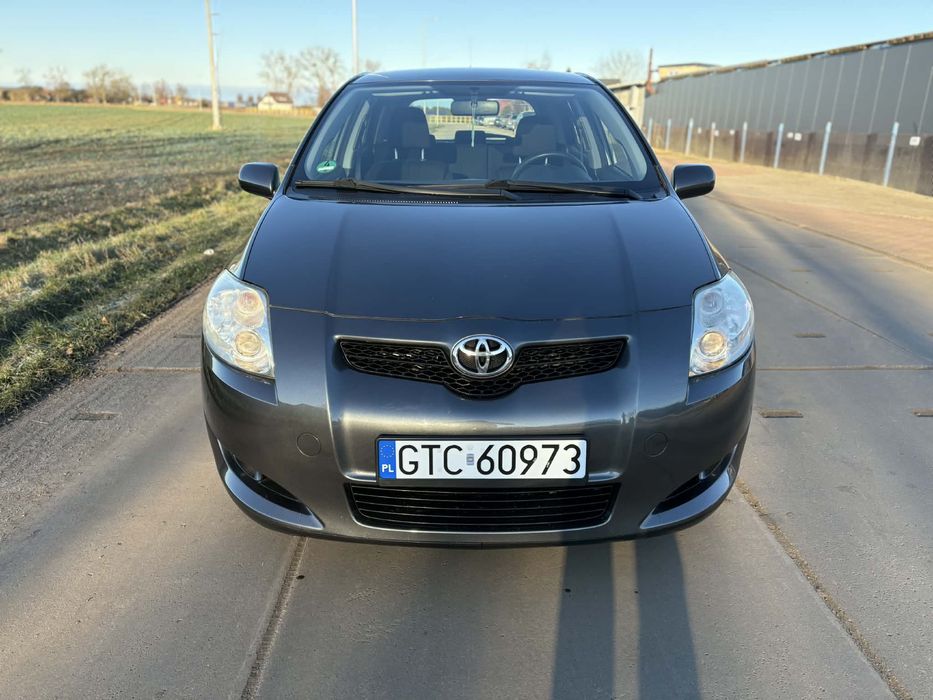 Toyota Auris  1.4  49 tys km bezwypadek