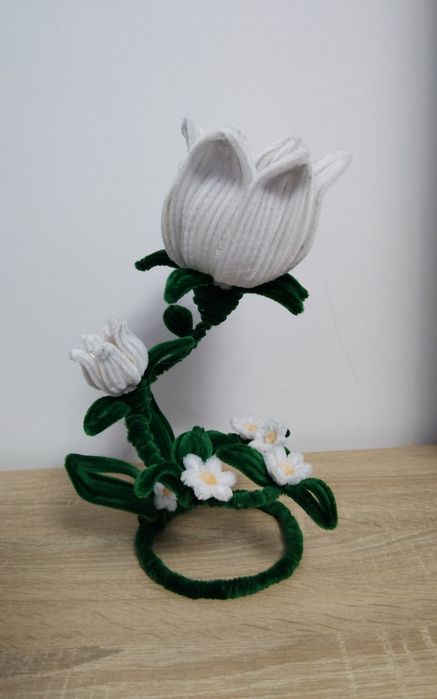 Kwiat LED z rękodzieło