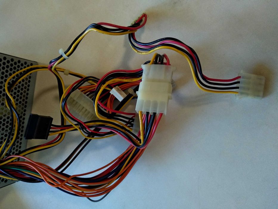 Блок питания Delux 350W (ATX-350W P4)