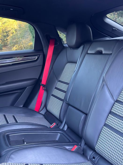 Porsche Cayenne E-Hybrid GT Carbon Package