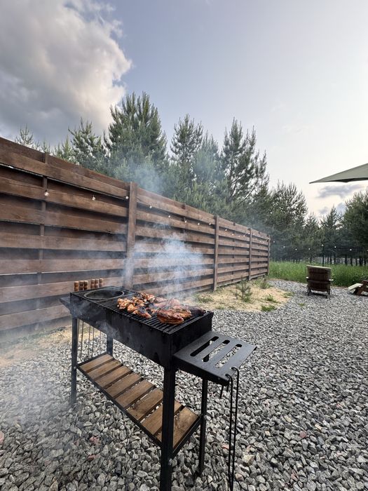 СЬОГОДНІ ВІЛЬНО | Будиночок з чаном у лісі — для двох, 15 хв від Києва