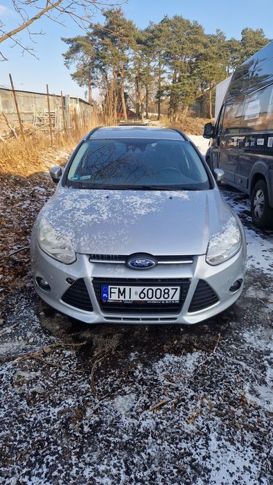 Ford Focus 1.0 125km kombi grzane fotele, Klima, ładny