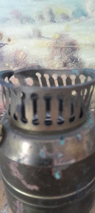 Stara podstawka od lampki na części