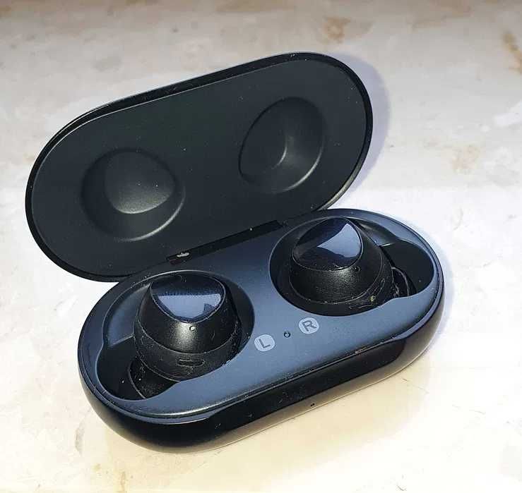 Słuchawki bezprzewodowe Samsung Galaxy Buds SM-R170