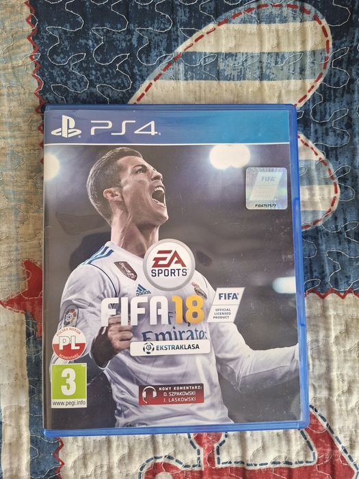 Sony PlayStation 4 Pro 1TB Glacier White белая модель (CUH-7116B) + 2 геймпада + Зарядка