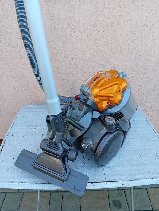 Пилосос професійний DYSON з Німеччини
