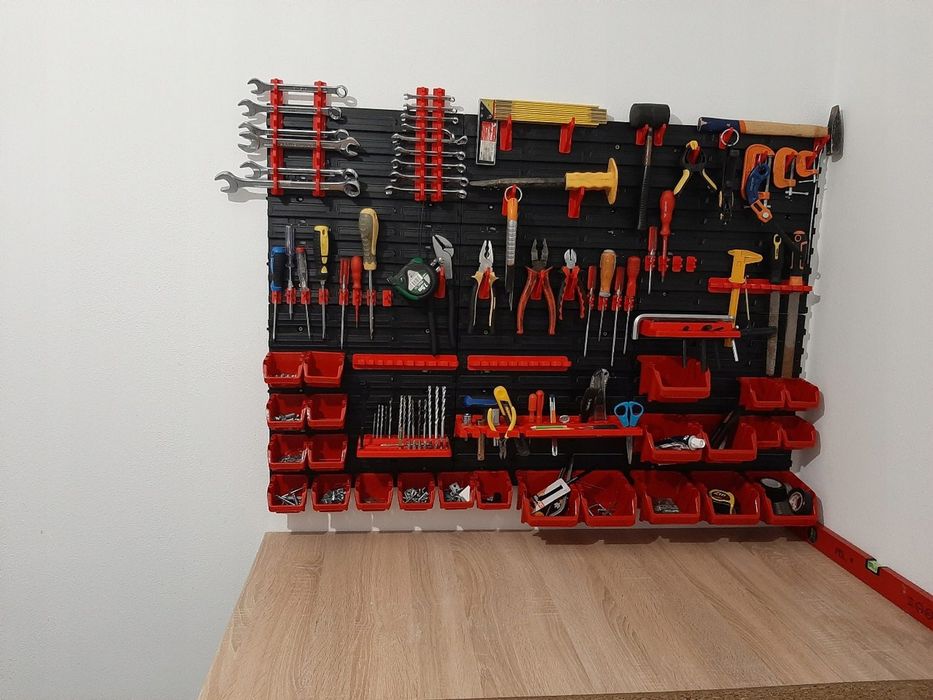 Tablica narzędziowa 117x78 cm z pojemnikami i uchwytami garaż warsztat