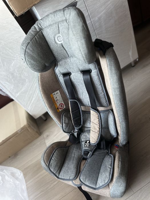 Продам автокрісло