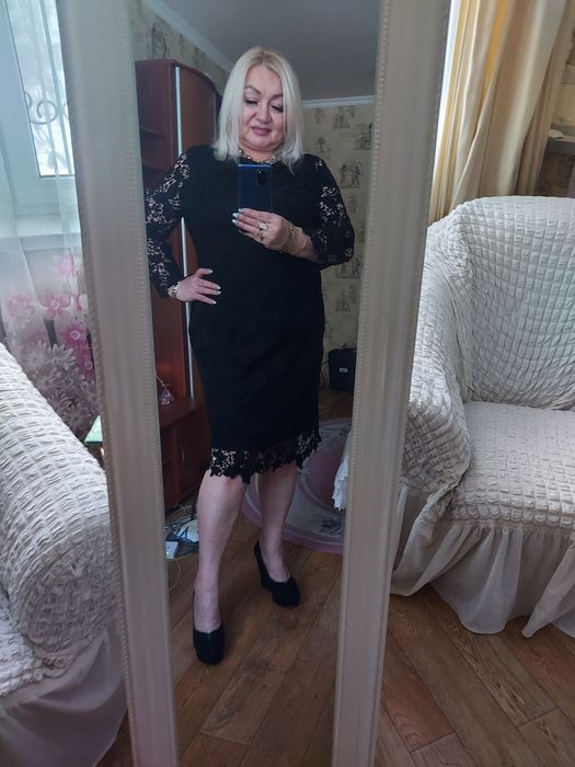 Маленькое чёрное,брендовое  платье. Красивая моделька.Качество ! 50-52