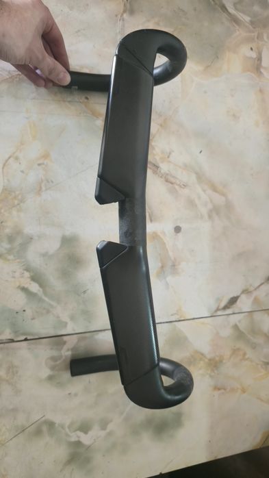 Guiador estrada carbono