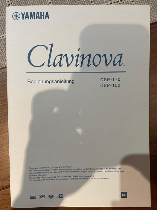 Vendo piano digital Yamaha Clavinova CSP-150B, comprado em 2019, em estado praticamente novo e com muito pouco uso