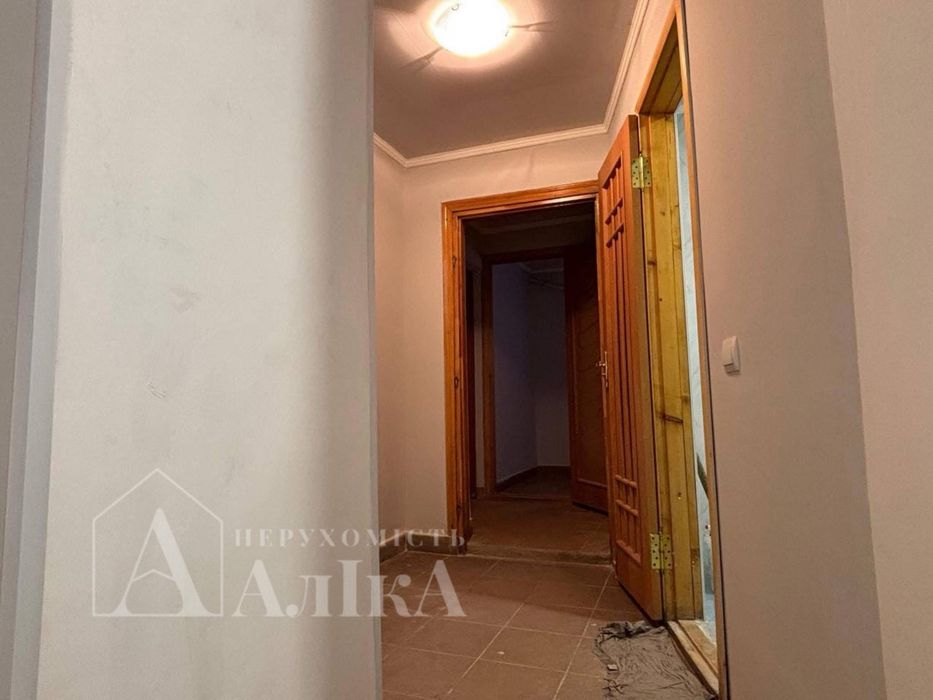 Продам комерційне приміщення під ваш бізнес!