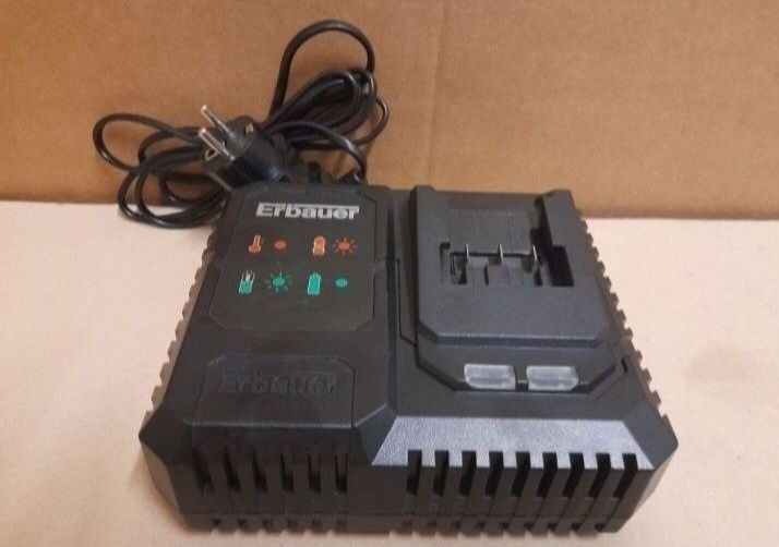 Szybka ładowarka Erbauer 18V 150W 6A EXT Nowe i Starsze