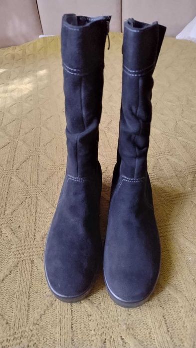 Продам сапоги натуральный замш, размер 39 -40.