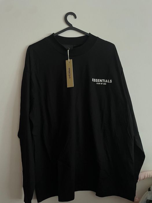 Sweatshirt essentials