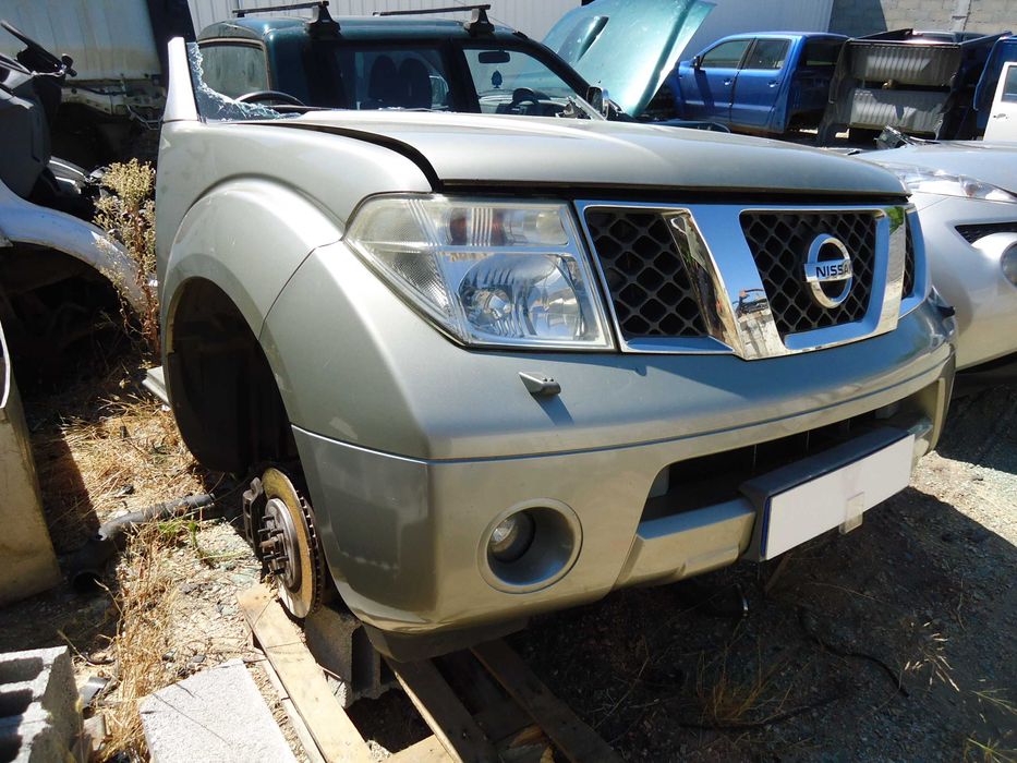 Nissan Navara D40 2.5 Dci (YD25ddti) de 2008 só ás peças