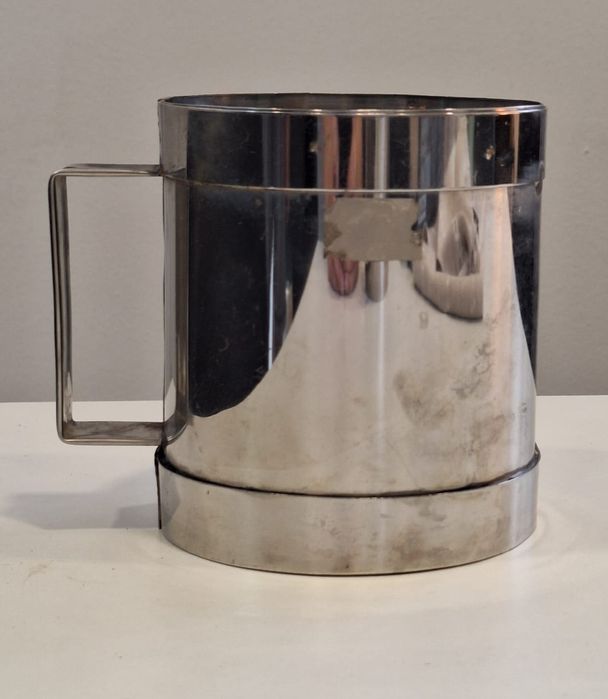 Medidor de liquidos tipo copo em inox