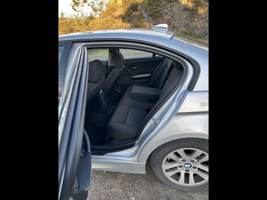 BMW 320d 2007 2.0 Diesel