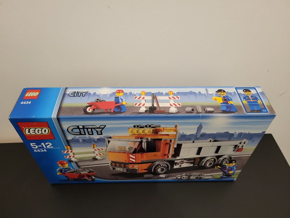 LEGO City Wywrotka 4434 - zestaw kolekcjonerski