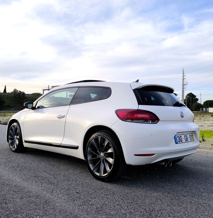 VW Scirocco 2.0 TSi Sport DSG - TROCO