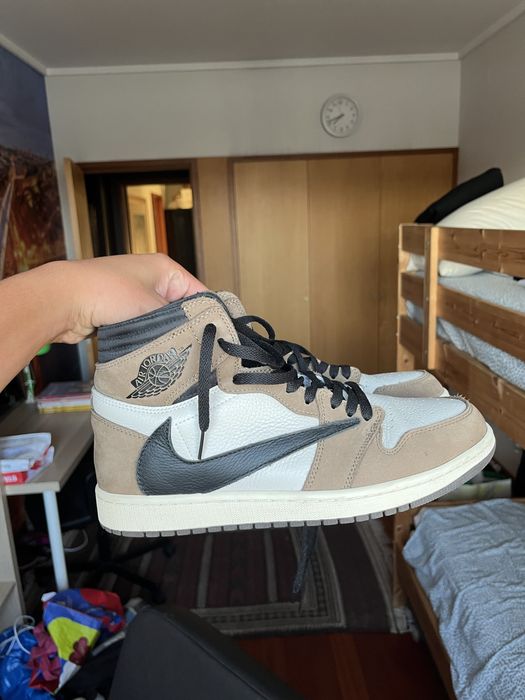 Travis Scott Reverse Mocha