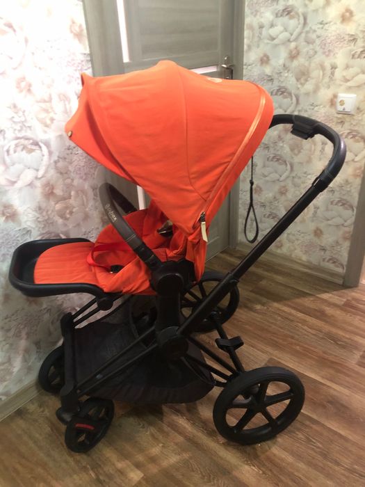 Cybex Priam 4 .0 прогулянковий ,шасі  cybex Priam 3.0 подарунок