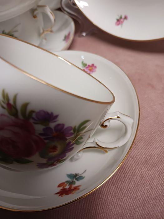 12 osob Furstenberg serwis kawowo-sniadaniowy kwiaty